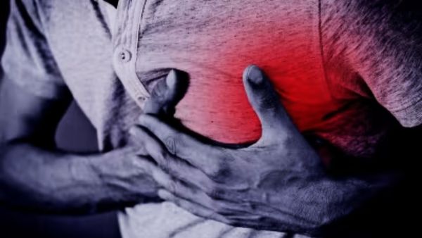 Student Heart attack: గుండెపోటుతో గురుకుల విద్యార్థిని మృతి..