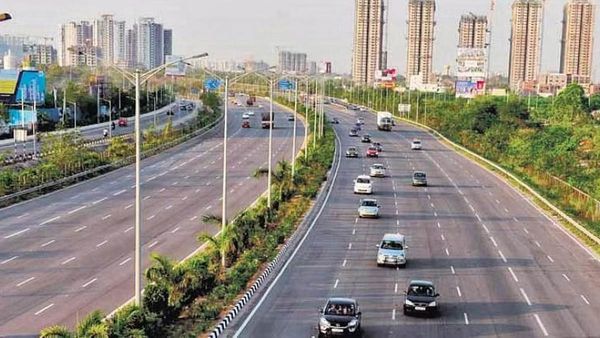 ORR అలర్ట్: హైదరాబాద్ ఔటర్ రింగ్ రోడ్డుపై స్పీడ్ లిమిట్ పెంపు