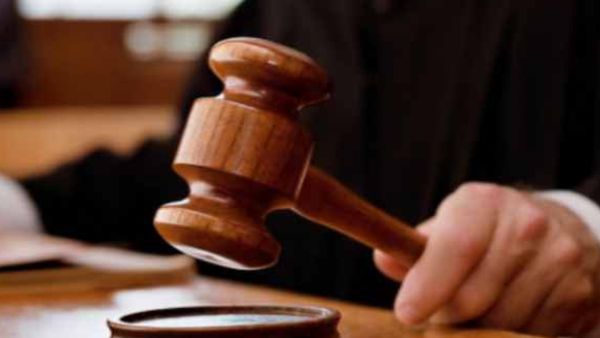 పెంపుడు శునకం మిస్ అయిందని పోలీసులపై చర్యలకు ఆదేశం- జడ్జిపై బదిలీ వేటు