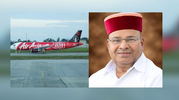 గవర్నర్ ను గాలికి వదిలేసి హైదరాబాద్ వెళ్లిపోయిన విమానం, అసలు మ్యాటర్ !