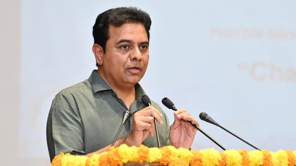 హైదరాబాద్.. బెంగళూరును దాటేసింది: సక్సెస్ ఫుల్ స్టేట్ తెలంగాణ అంటూ కేటీఆర్