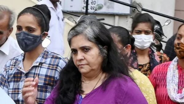 గుజరాత్ హైకోర్టు ఆదేశాలు పక్కనబెట్టేసిన సుప్రీంకోర్టు..!