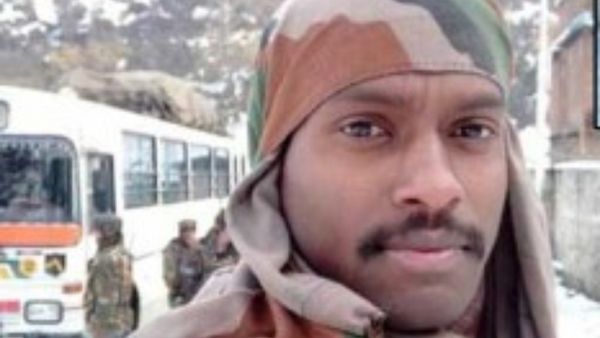 లడఖ్ ట్రక్కు ప్రమాదంలో తెలంగాణ జవాను మృతి