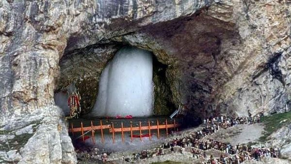 Amarnath Yatra: ఆగస్టు 23 నుంచి అమర్‍నాథ్ యాత్ర తాత్కాలికంగా నిలివేత..