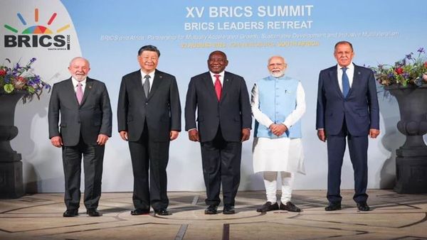 ఒకే వేదికపై ప్రధాని మోదీ- చైనా అధినేత జిన్‌పింగ్