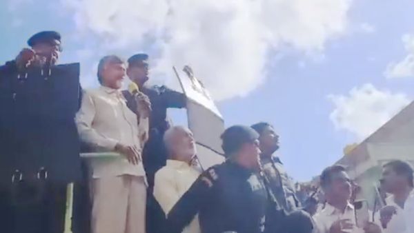 చంద్రబాబు పర్యటన రక్తసిక్తం- పుంగనూరులో రణరంగం