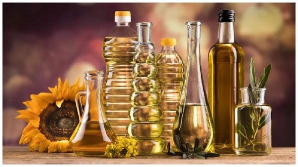 Edible Oil: తగ్గిన వంట నూనె ధరలు.. దిగుమతి పెరగడమే కారణమా..!