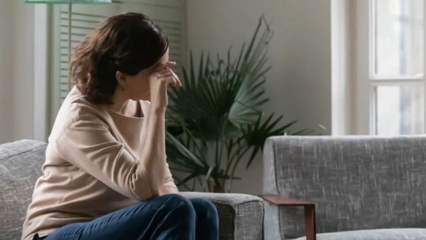 భార్య ఫ్రెండ్ మీద కన్ను, అర్దరాత్రి ఇంట్లో ఆమెను ఏం చేశాడంటే, షాక్ !