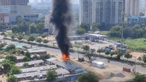 రగిలిపోతున్న హరియాణ, గురుగ్రామ్ లో రెస్టారెంట్లు, షాపులకు నిప్పు, బయటకు వస్తే!