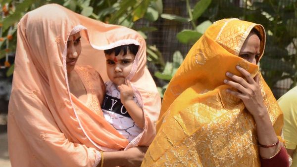 ఓరయ్యా.. సామా.. ఏందిరా నాయనా.. ఇట్టుంది?