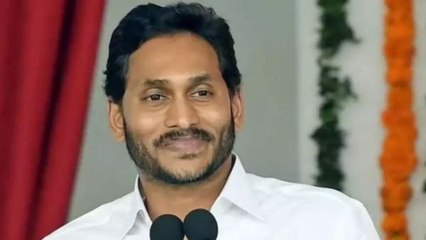 ఏపీఎన్జీవో మహాసభలకు వైఎస్ జగన్: ఉద్యోగులకు వరాలు..?!