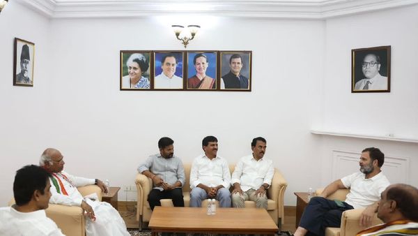 నేడు కాంగ్రెస్ తీర్ధం పుచ్చుకోనున్న జూపల్లి కృష్ణారావు తదితరులు!!