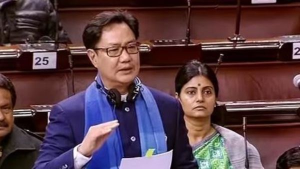 ఇంత గుడ్డిగా వ్యవహరిస్తే ఎలా ? విపక్షాలకు కిరణ్ రిజిజు చురకలు-రాహుల్ ప్రసంగం రేపే..