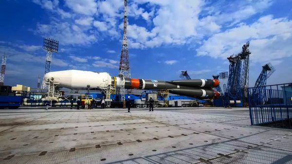 Chandrayaan-3: లూనా-25ని విజయవంతంగా ప్రయోగించిన రష్యా.. చంద్రయాన్-3 కంటే ముందే ల్యాండింగ్..!