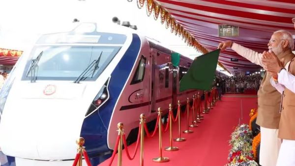 కాచిగూడ నుంచి ‘వందేభారత్‌’కు జెండా ఊపనున్న మోడీ: తెలంగాణలోని ఈ 31 స్టేషన్లకు మహర్ధశ