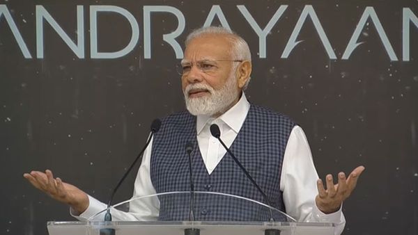 Chandrayaan 3: విక్రమ్ రోవర్ ల్యాండైన ప్రాంతాన్ని ‘శివశక్తి’గా ప్రకటించిన మోడీ, 2కి ఈ పేరు, 23 స్పేస్ డే