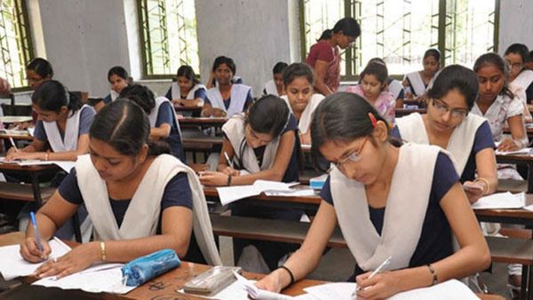 పదో తరగతి పబ్లిక్ పరీక్షల్లో మార్పులు - ఏపీలోఇక నుంచి ఇలా..!!