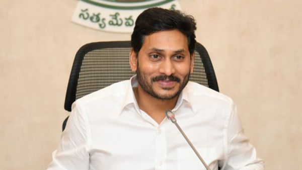 AP: క్లాప్ మిత్రులకు నెలనెలా జీతాలు చెల్లింపు.. ఇప్పటికే రూ.84 కోట్లు ఖాతాల్లో జమ..!