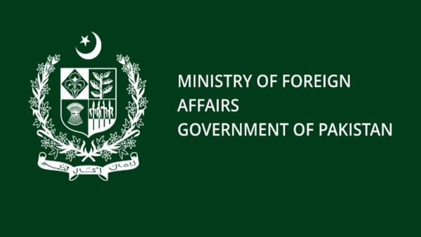 మొత్తానికి భారత్‌ను మెచ్చుకున్న పాకిస్తాన్..!!