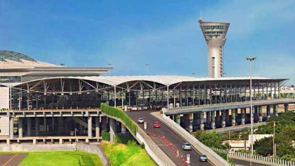 Rajeev Gandhi Airport: శంషాబాద్‌ ఎయిర్‍పోర్టుకు బాంబు బెదిరింపు.. !