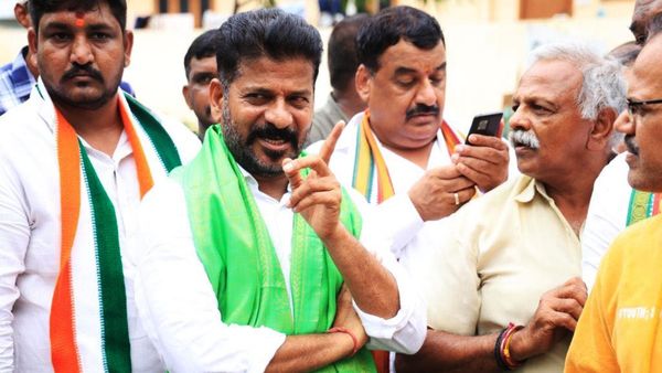 సభలో కేటీఆర్ వ్యాఖ్యలకు రేవంత్ కౌంటర్.!రౌడీల్లా వ్యవహరిస్తున్నారు.!కనిపించడం లేదా అంటూ..!