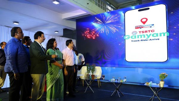 సెల్‌ఫోన్‌లోనే ఆర్టీసీ బస్సుల ట్రాకింగ్: గమ్యం యాప్ వచ్చేసింది, మహిళల భద్రతకు ప్రత్యేకం