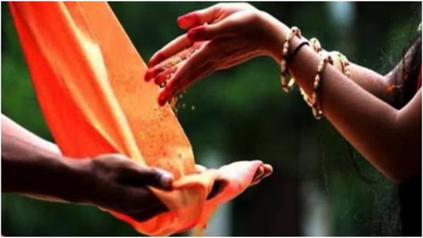 vastu tips: ఈ దానాలతో పుణ్యానికి బదులు పాపం వస్తుంది.. తెలుసుకోండి!!