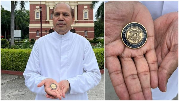 ఢిల్లీ చర్చి ఫాదర్‌కు అరుదైన నాణెన్ని గిఫ్ట్‌గా ఇచ్చిన బైడెన్- ఏంటి దాని స్పెషాలిటీ?