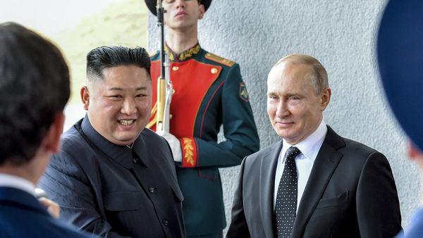 Putin, Kim jong un: రష్యా అధ్యక్షుడు పుతిన్‍తో భేటీ కానున్న ఉత్తర కొరియా నియంత కిమ్ జోంగ్ ఉన్..