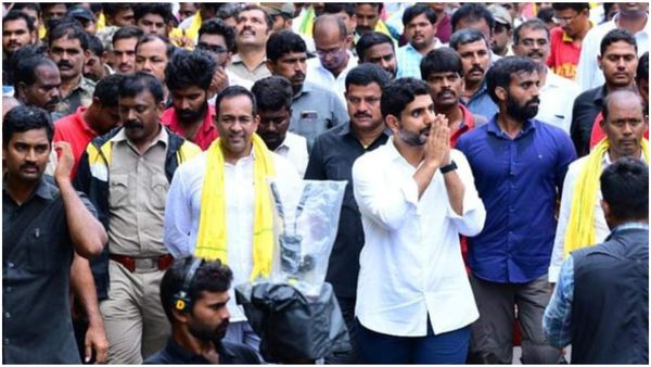 నారా లోకేశ్ యువగళం పాదయాత్ర నిలిపివేత..!!