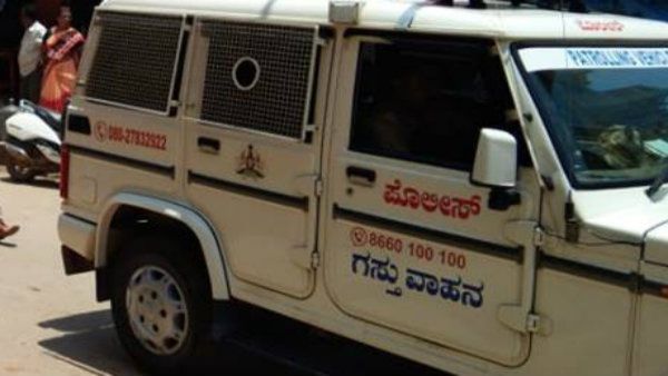 పోలీసు అధికారి వాహనం మీద పెట్రోల్ పోసి నిప్పంటించాడు. అసలు మ్యాటర్ తో షాక్ !