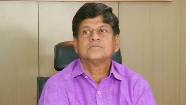 రూ.50 కోట్ల లోన్ ఫ్రాడ్: సౌమ్య పట్నాయక్ సంబాద్ పత్రికపై ఈవోడబ్ల్యూ అధికారుల దాడులు