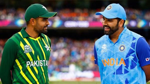 India vs Pakistan : టాస్ గెలిచి ఫీల్డింగ్ ఎంచుకున్న పాక్- టీమిండియా రెండు మార్పులు..