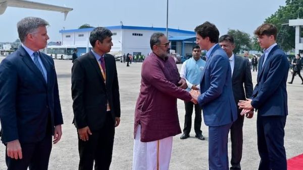 G20 Summit: ఢిల్లీ నుంచి బయల్దేరిన కెనడా ప్రధాని ట్రూడో..