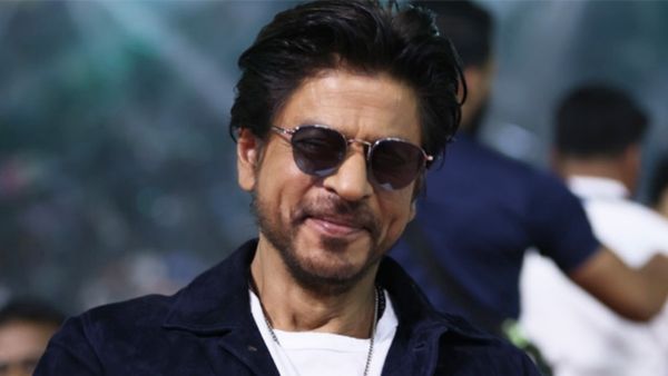 షారుక్ ఖాన్ నెక్స్ట్ టార్గెట్ అదే.. డిఫరెంట్ కాన్సెప్ట్ తో రాజకుమార్ హిరాణీ సినిమా!!