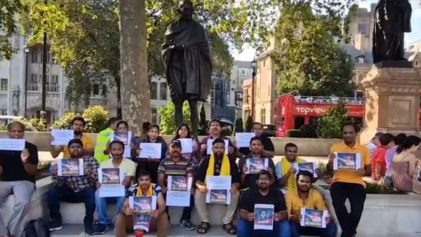 జగన్ లండన్ పర్యటన వేళ.. అక్కడే టీడీపీ నిరసన