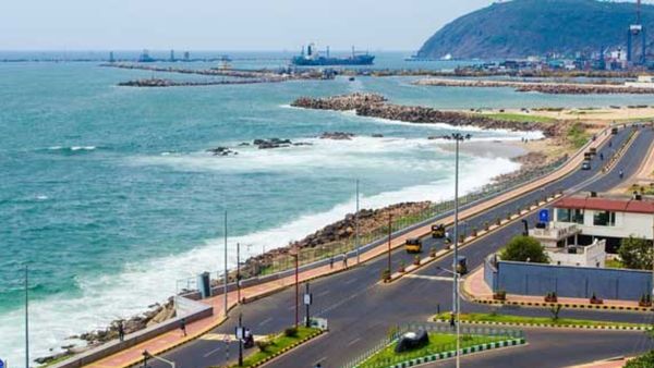 ఎన్నికల వేళ కేంద్రం భారీ గిఫ్ట్ - విశాఖ కేంద్రంగా..!!