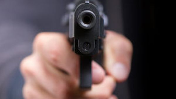 America Gun Firing: అమెరికాలో మళ్లీ కాల్పులు మోత.. 22 మంది మృతి..!