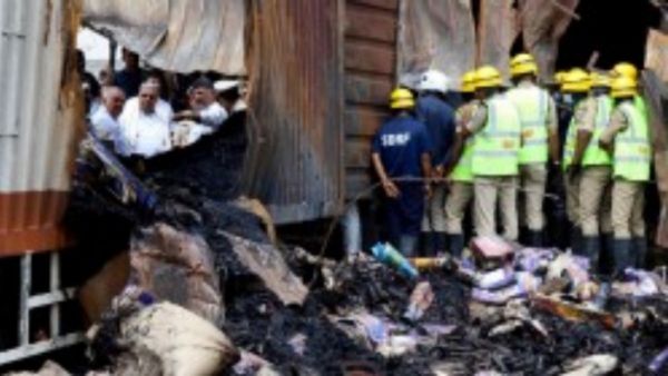 రెడ్డి బ్రదర్స్ మీద కేసులు, 14 మంది దుర్మరణం కేసు సీఐడీకి, సీఎం ఆర్డర్, పక్క రాష్ట్రంతో !