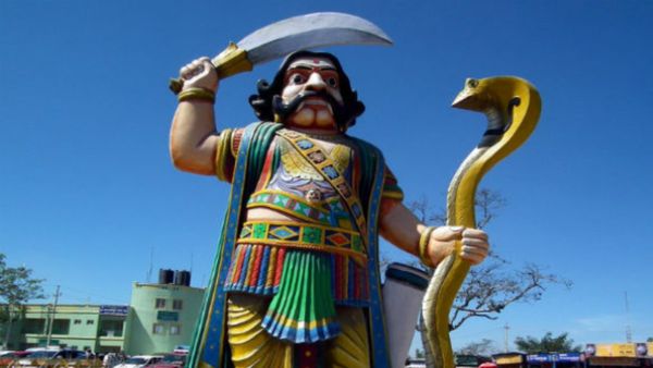 వివాదంలో మహిష దసరా ఉత్సవాలు, బీజేపీ వార్నింగ్, మైసూరు 'సిటీ లో టెన్షన్ టెన్షన్ !