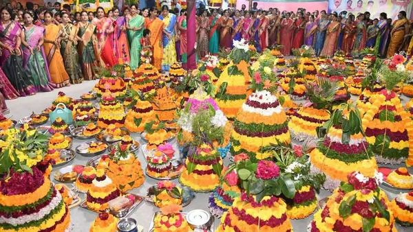 Bathukamma Today:నాలుగోరోజు నానే బియ్యం బతుకమ్మ.. విశేషాలివే!!