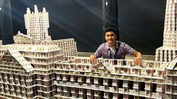 పేక‌ముక్క‌ల‌తో గిన్నిస్ రికార్డుకెక్కిన కుర్రాడు...