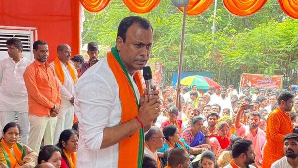 బీజేపీకి బిగ్ ట్రబుల్: కోమటిరెడ్డి రాజగోపాల్ రెడ్డి బాటలో ఆ బీజేపీ మహిళానేతలు?