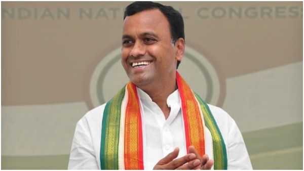 munugode politics: మునుగోడు కాంగ్రెస్ లో ముసలం.. కోమటిరెడ్డి రాజగోపాల్ రెడ్డి ఎఫెక్ట్!!