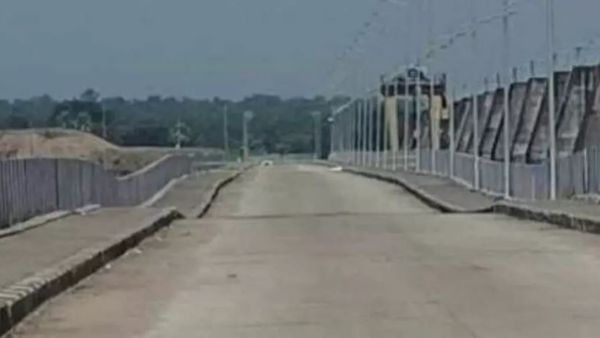 మేడిగడ్డ బ్యారేజీ నిర్మాణంలో లోపం లేదు కానీ, అక్కడే సమస్య: ఈఎన్సీ మురళీధరన్