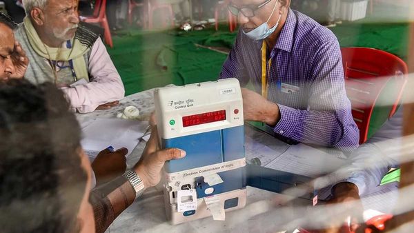 మిజోరంలో ముగిసిన నామినేషన్లు: ఎంతమంది బరిలో ఉన్నారంటే?