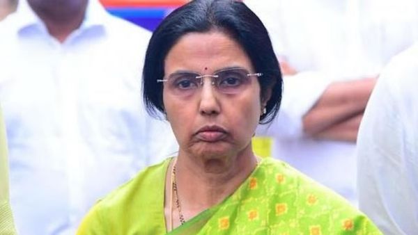 చంద్రబాబు బాటలో నారా భువనేశ్వరి.. నిజం గెలవాలి బస్సుయాత్ర!!