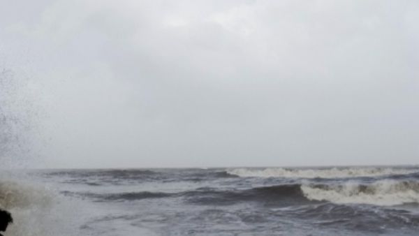 Cyclone Hamoon: పొంచివున్న తుఫాన్: ఏపీకి భారీ వర్ష సూచన