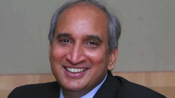 మళ్లీ అడుగు పెడుతున్న నిమ్మగడ్డ (మ్యాట్రిక్స్) ప్రసాద్