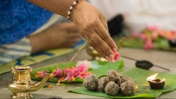 పితృపక్షంలో ఈ నాలుగు వస్తువులు కొనొద్దు .. కొంటే అనారోగ్యం, అకాలమరణం.. జాగ్రత్త!!